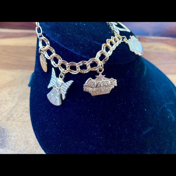 Christmas Story Gold Charm Bracelet - Picture 2 of 3